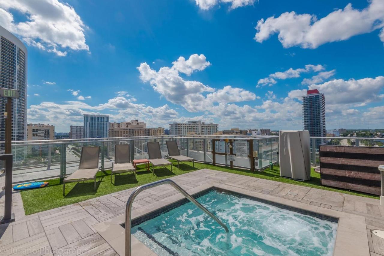 Ocean View 1 Bed On The Beach 19Th Floor Hollywood ハランデール・ビーチ エクステリア 写真