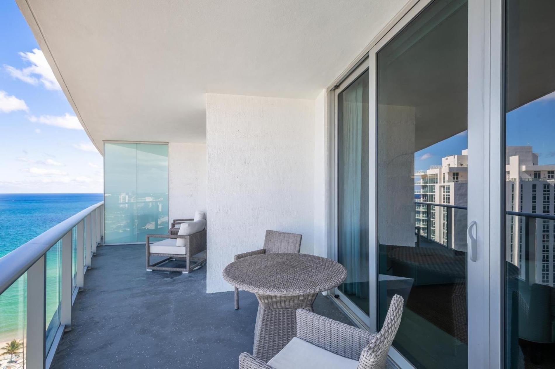 Ocean View 1 Bed On The Beach 19Th Floor Hollywood ハランデール・ビーチ エクステリア 写真